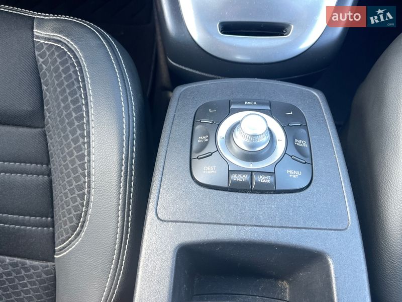 Минивэн Renault Scenic 2014 в Луцке