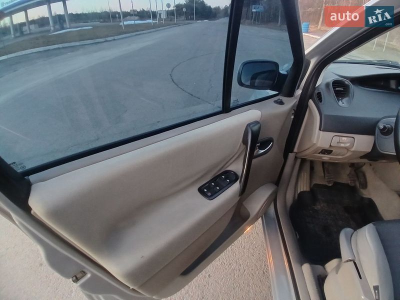 Минивэн Renault Scenic 2004 в Ковеле