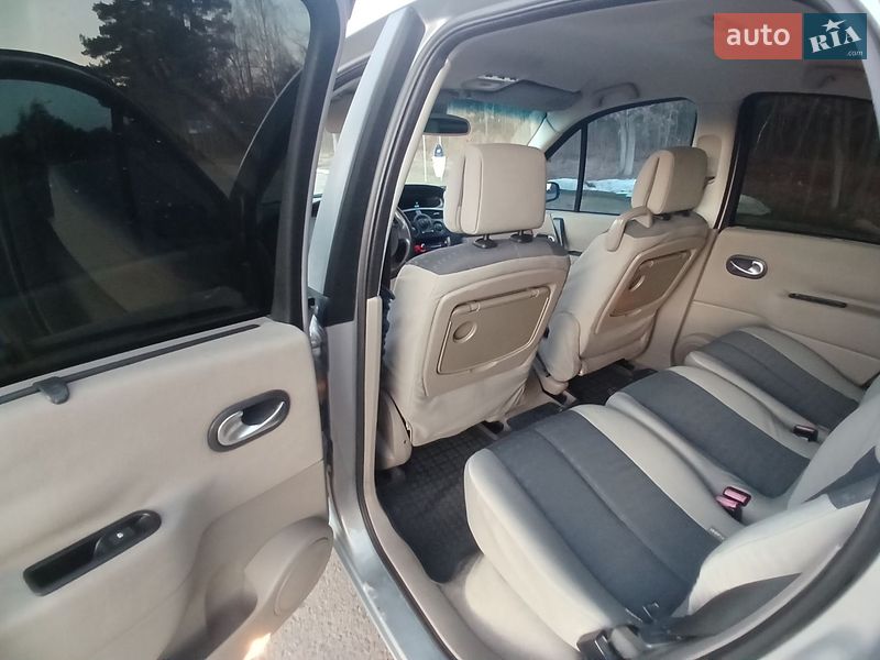 Минивэн Renault Scenic 2004 в Ковеле