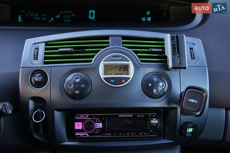 Минивэн Renault Scenic 2005 в Харькове