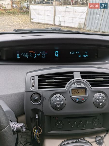 Минивэн Renault Scenic 2005 в Львове
