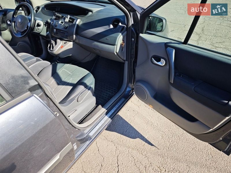 Минивэн Renault Scenic 2006 в Днепре