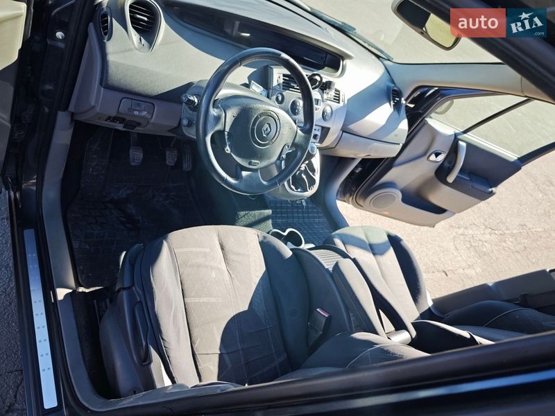 Минивэн Renault Scenic 2006 в Днепре