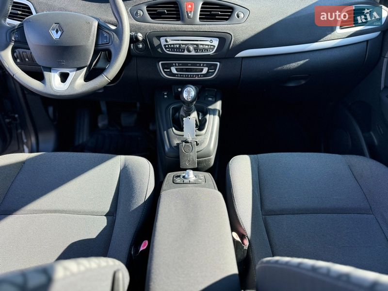 Мінівен Renault Scenic 2010 в Києві