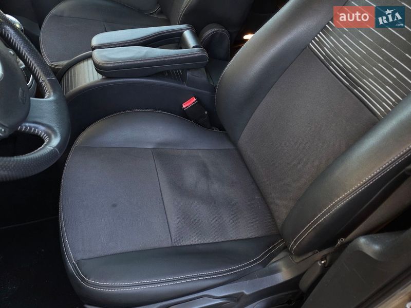 Минивэн Renault Scenic 2009 в Тернополе