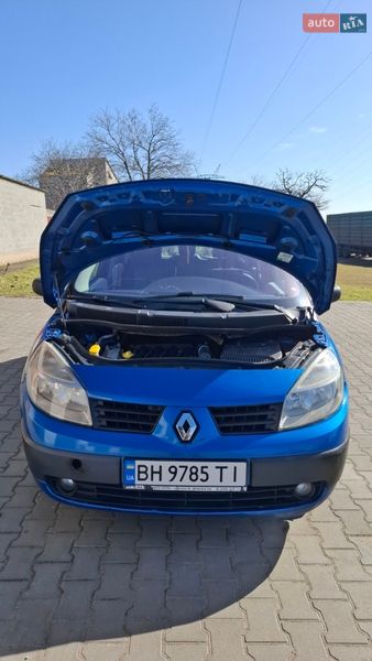 Минивэн Renault Scenic 2004 в Николаеве