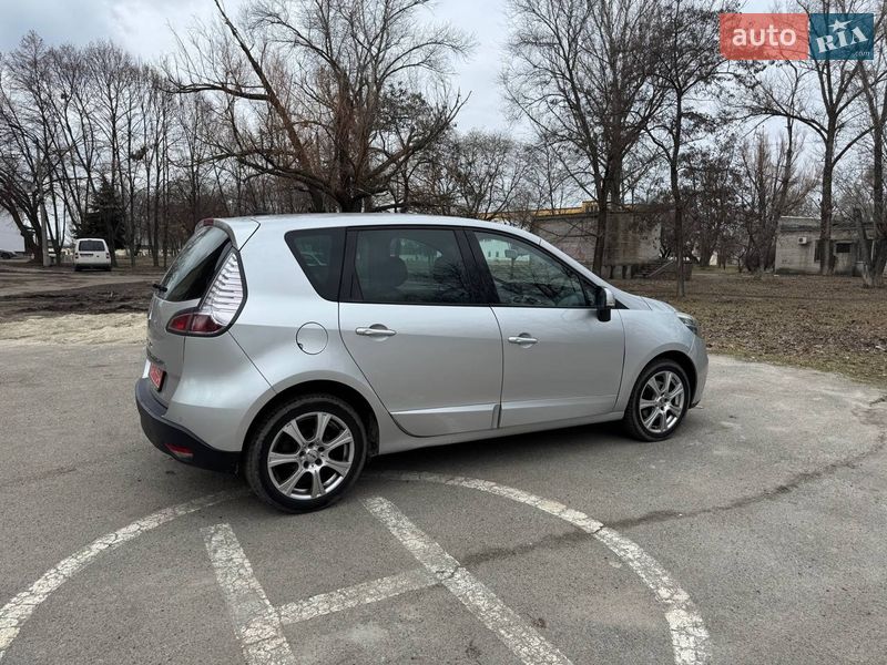 Минивэн Renault Scenic 2013 в Днепре