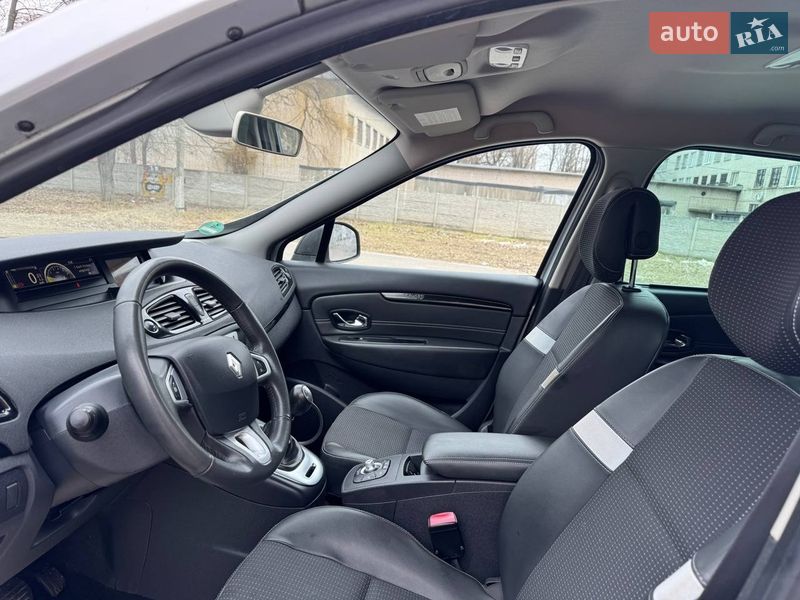 Минивэн Renault Scenic 2013 в Днепре