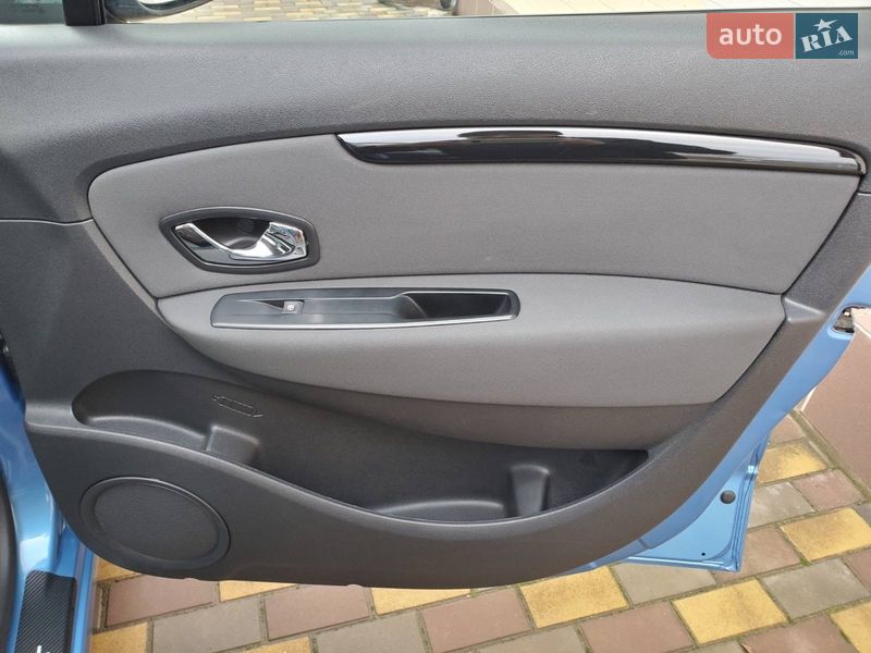 Минивэн Renault Scenic 2013 в Монастырище
