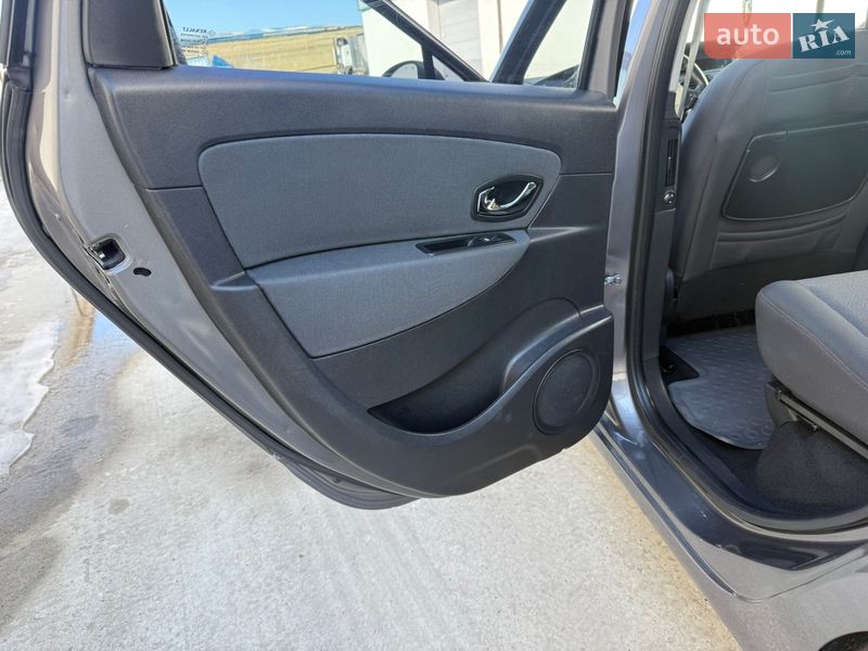 Минивэн Renault Scenic 2013 в Виннице