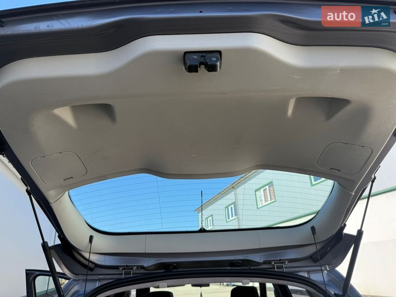 Минивэн Renault Scenic 2013 в Виннице