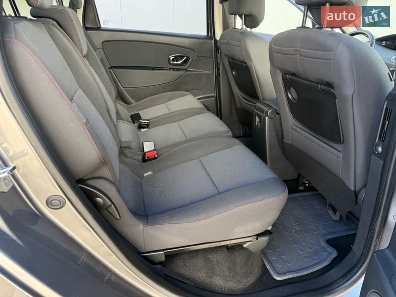 Минивэн Renault Scenic 2013 в Виннице