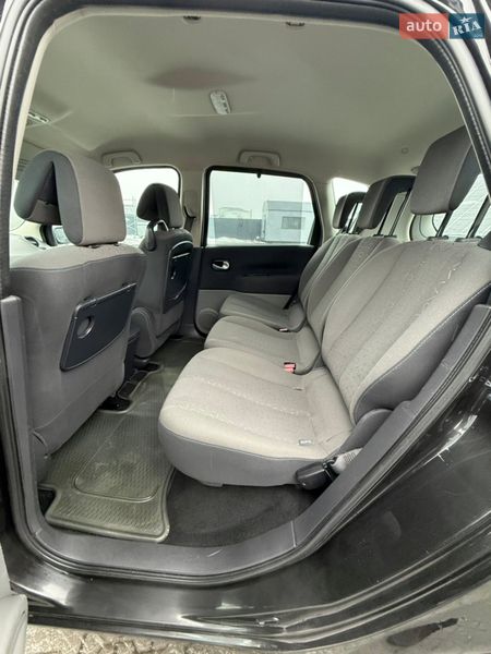 Минивэн Renault Scenic 2009 в Владимире