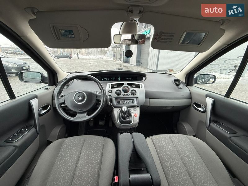Минивэн Renault Scenic 2009 в Владимире