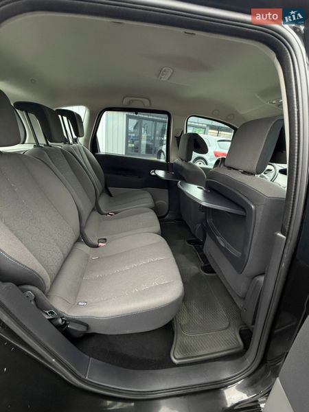 Минивэн Renault Scenic 2009 в Владимире