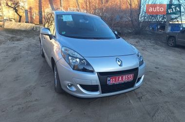 Мінівен Renault Scenic 2010 в Ізюмі