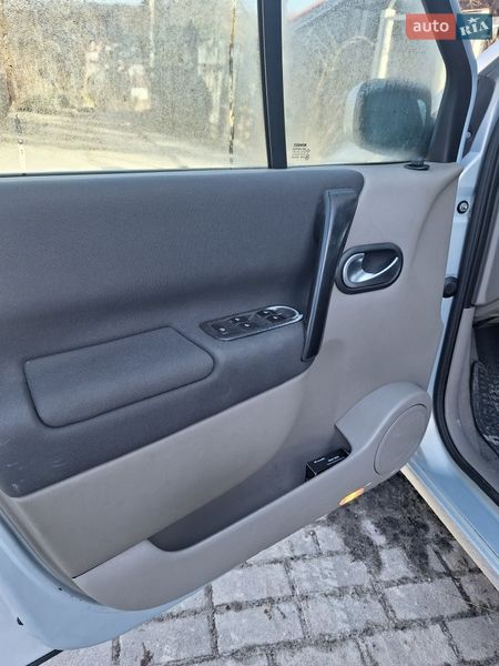 Мінівен Renault Scenic 2003 в Львові