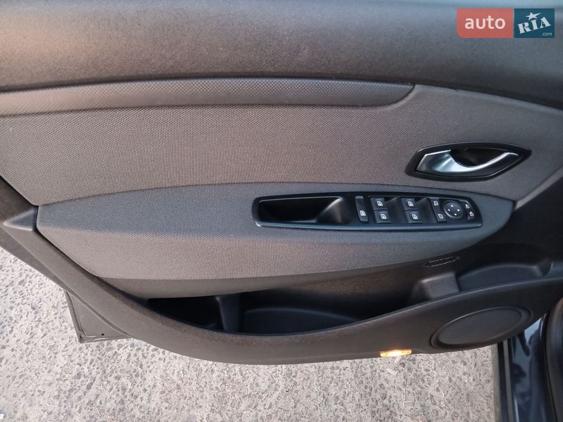 Минивэн Renault Scenic 2011 в Днепре