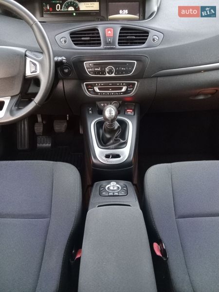 Минивэн Renault Scenic 2011 в Днепре