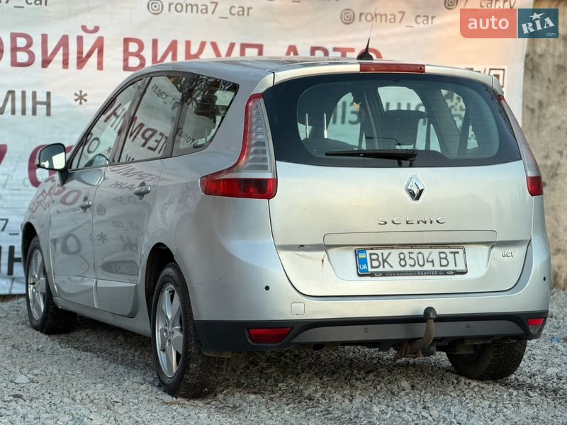 Минивэн Renault Scenic 2010 в Ровно