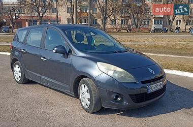 Мінівен Renault Scenic 2009 в Рівному