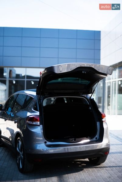 Минивэн Renault Scenic 2017 в Золочеве