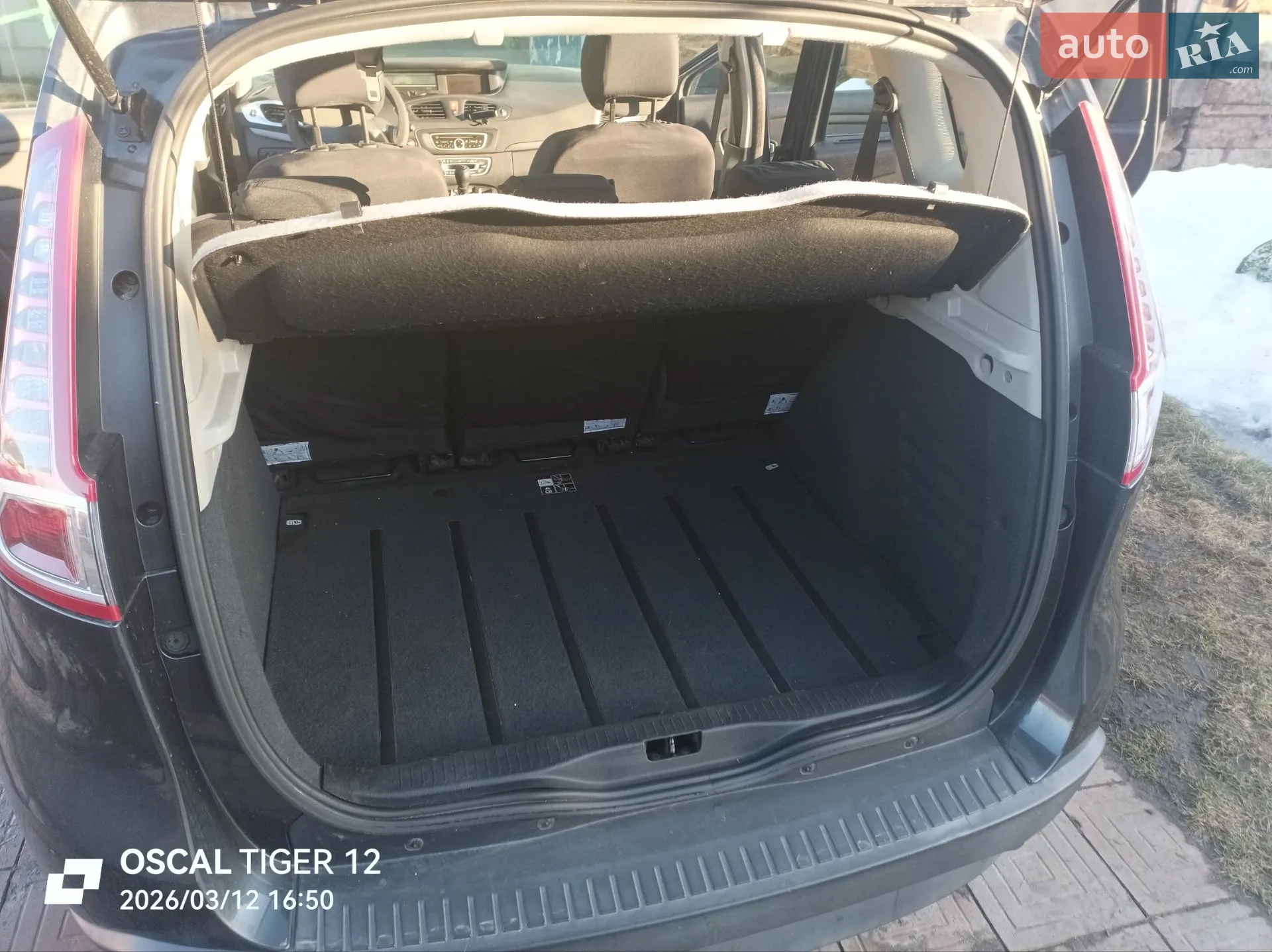 2010 Renault Scenic - мініатюра 15