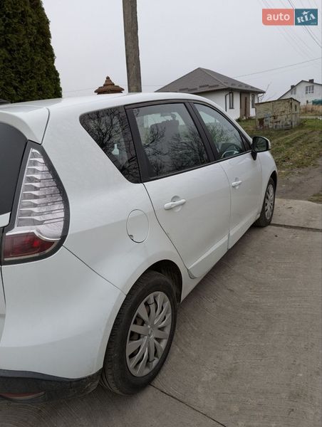 Минивэн Renault Scenic 2014 в Ровно
