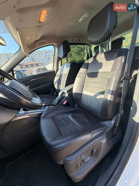Минивэн Renault Scenic 2013 в Луцке