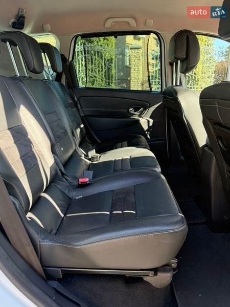 Минивэн Renault Scenic 2013 в Луцке