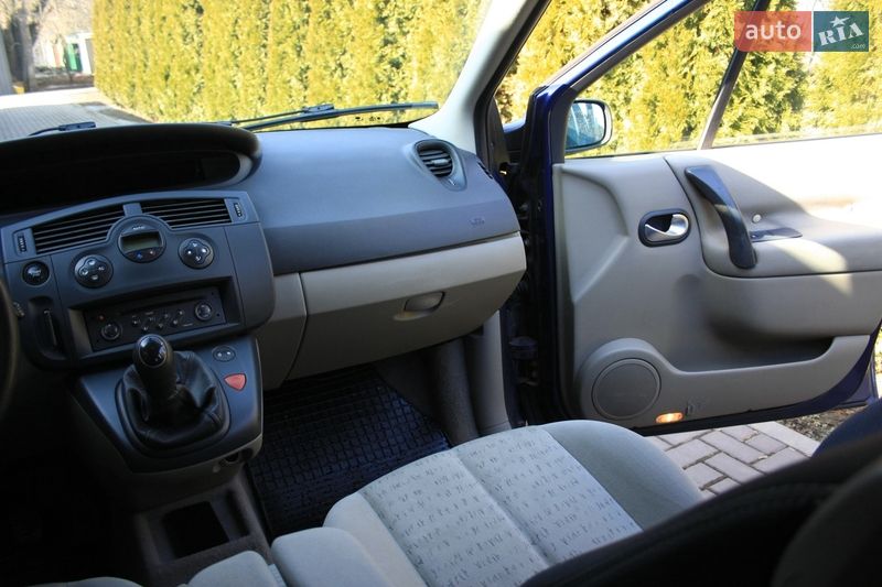 Мінівен Renault Scenic 2003 в Кропивницькому