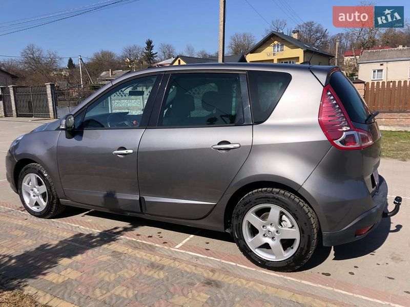 Минивэн Renault Scenic 2010 в Львове