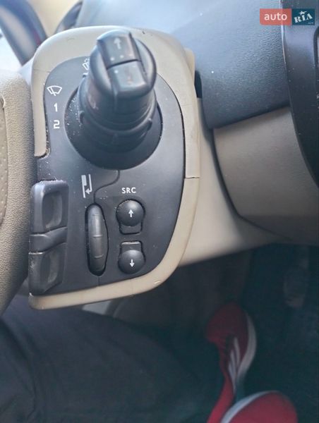 Минивэн Renault Scenic 2004 в Черновцах