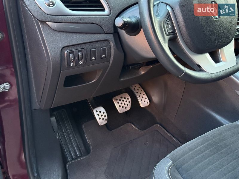 Минивэн Renault Scenic 2014 в Стрые