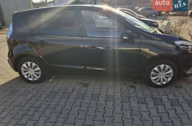Мінівен Renault Scenic 2015 в Ірпені
