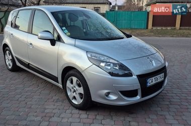 Минивэн Renault Scenic 2010 в Черкассах