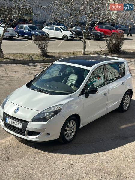 Renault Scenic 2011
