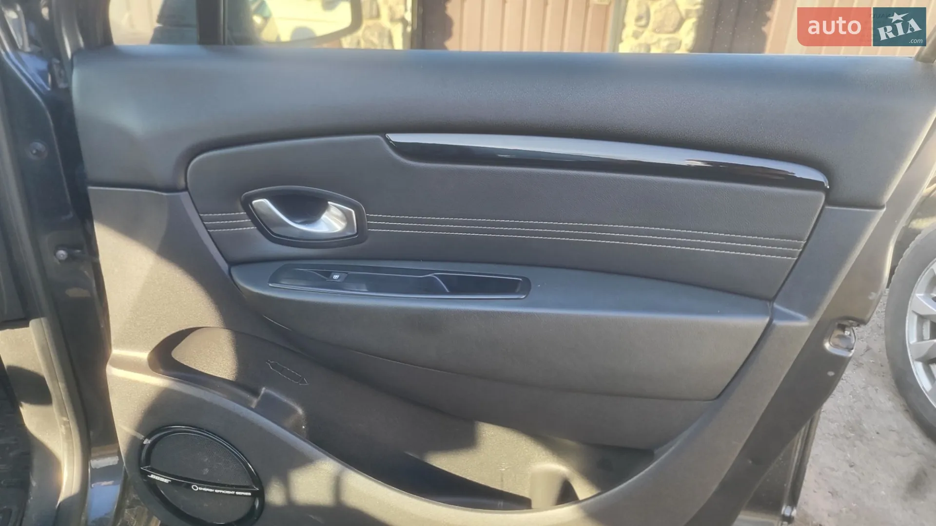 2010 Renault Scenic - мініатюра 8