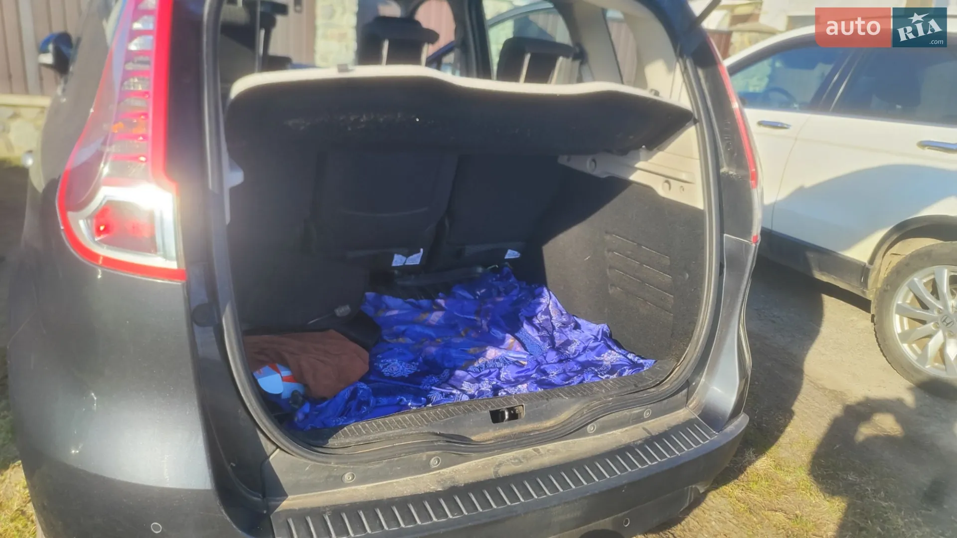 2010 Renault Scenic - мініатюра 17