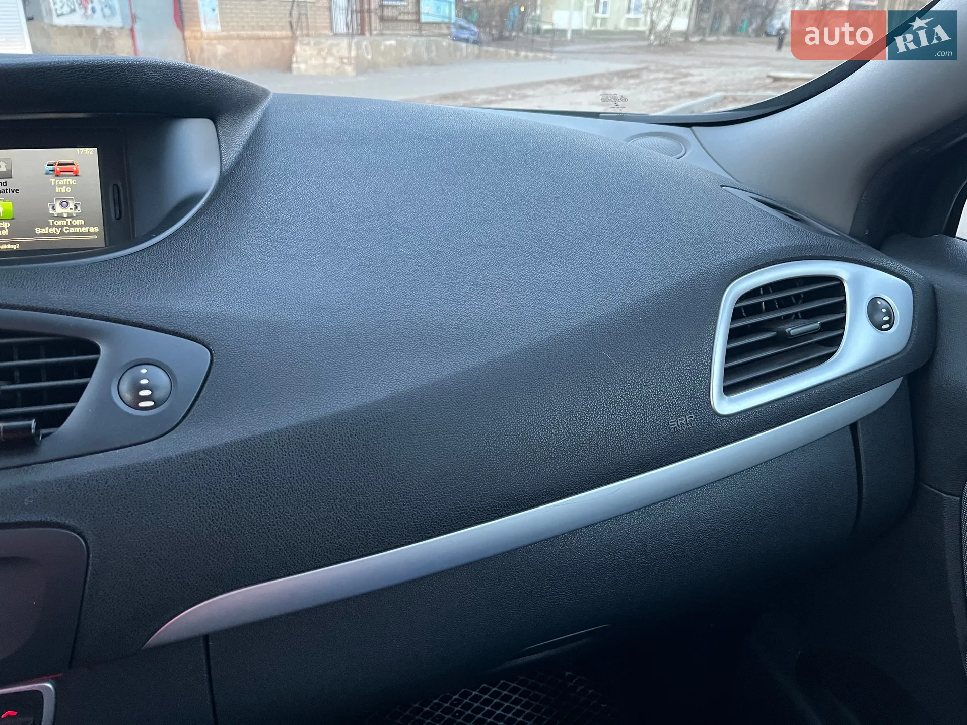 2010 Renault Scenic - мініатюра 21