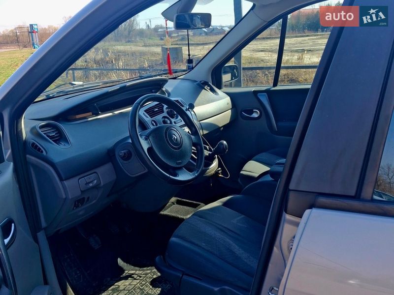 Мінівен Renault Scenic 2005 в Шептицькому