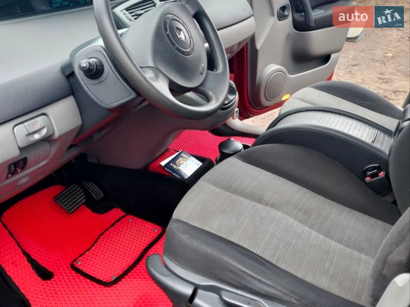 Мінівен Renault Scenic 2006 в Гадячі фото 11 Мінівен Renault Scenic 2006 в Гадячі