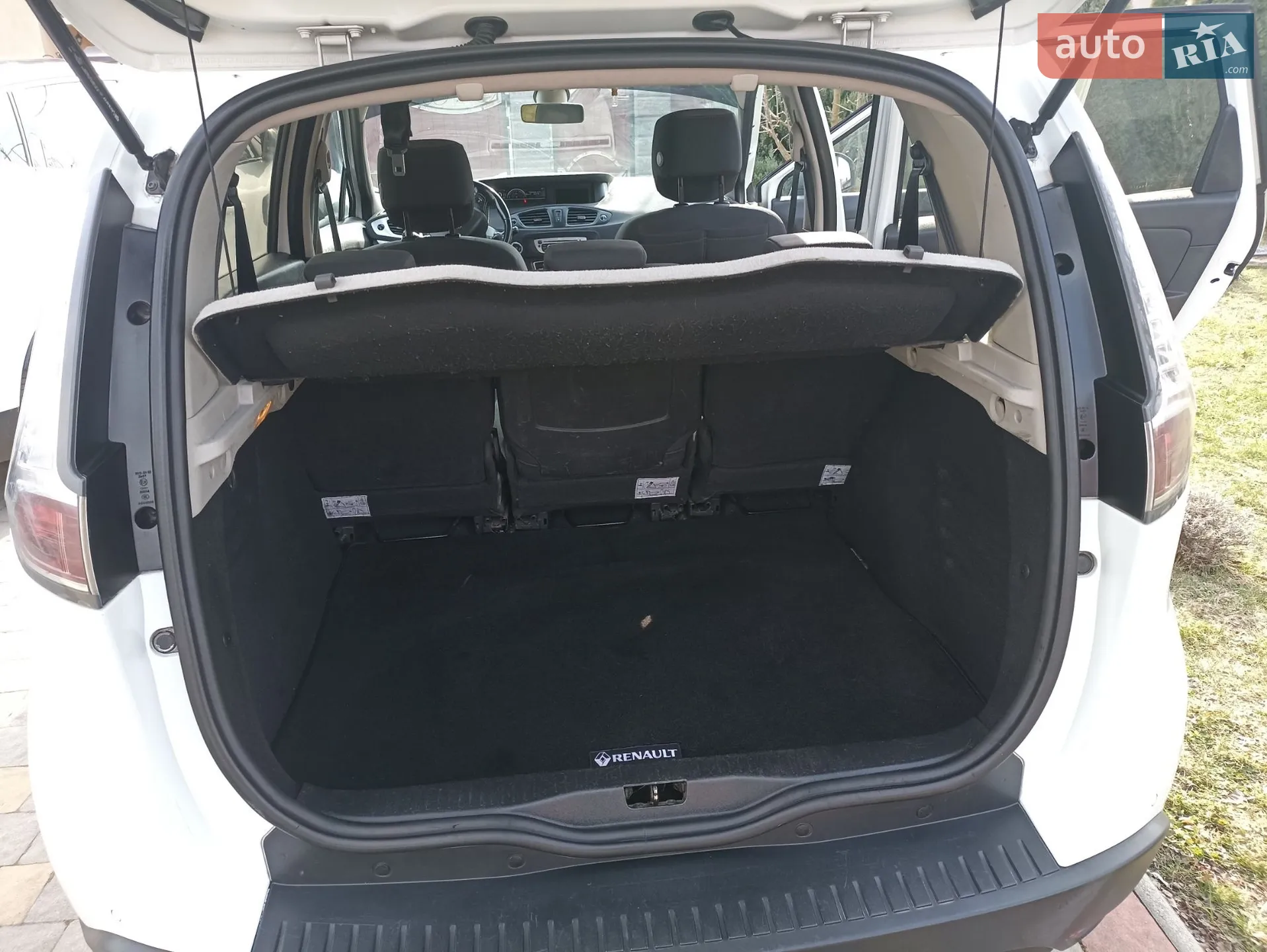 2014 Renault Scenic - мініатюра 2
