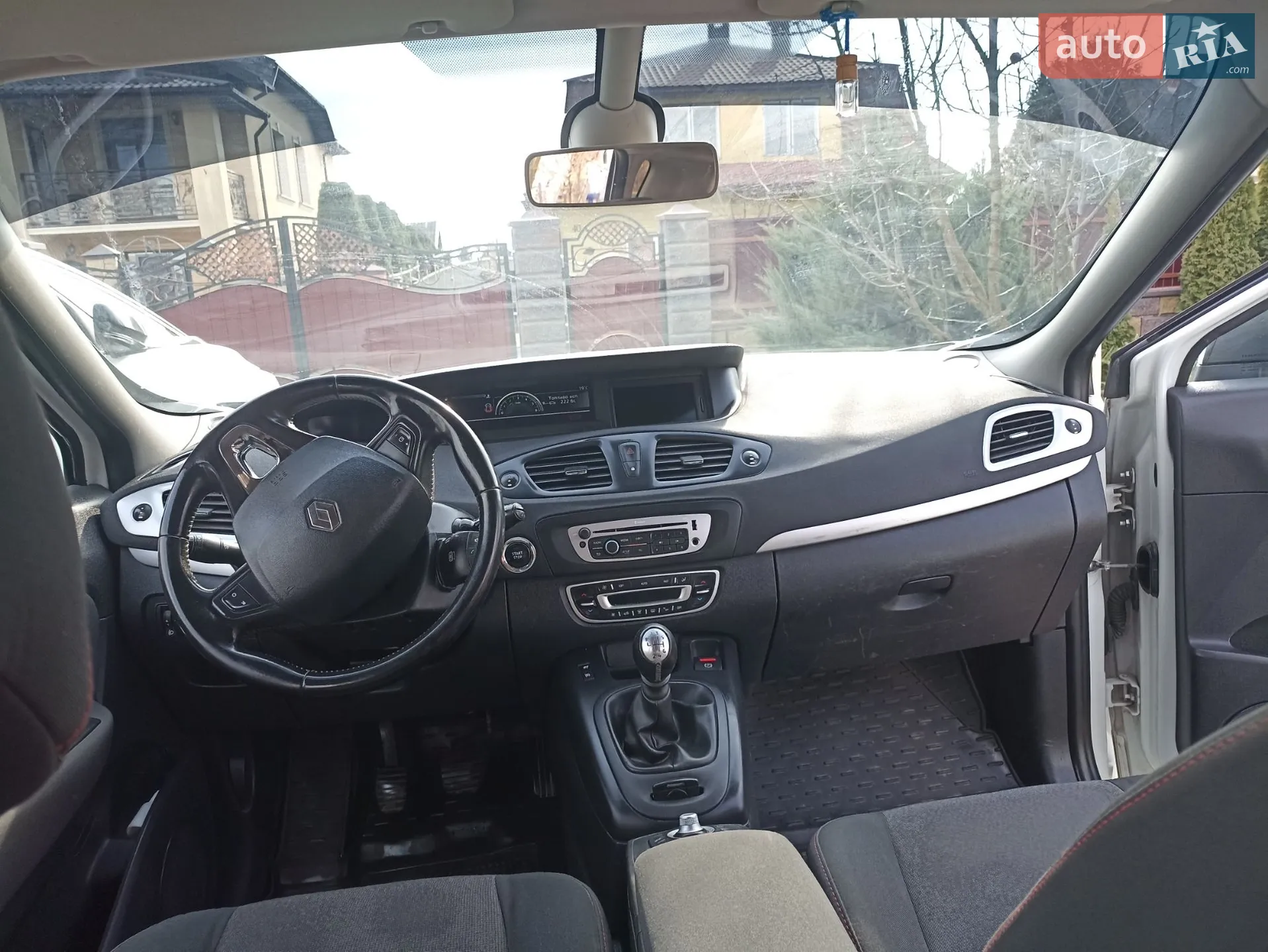 2014 Renault Scenic - мініатюра 29