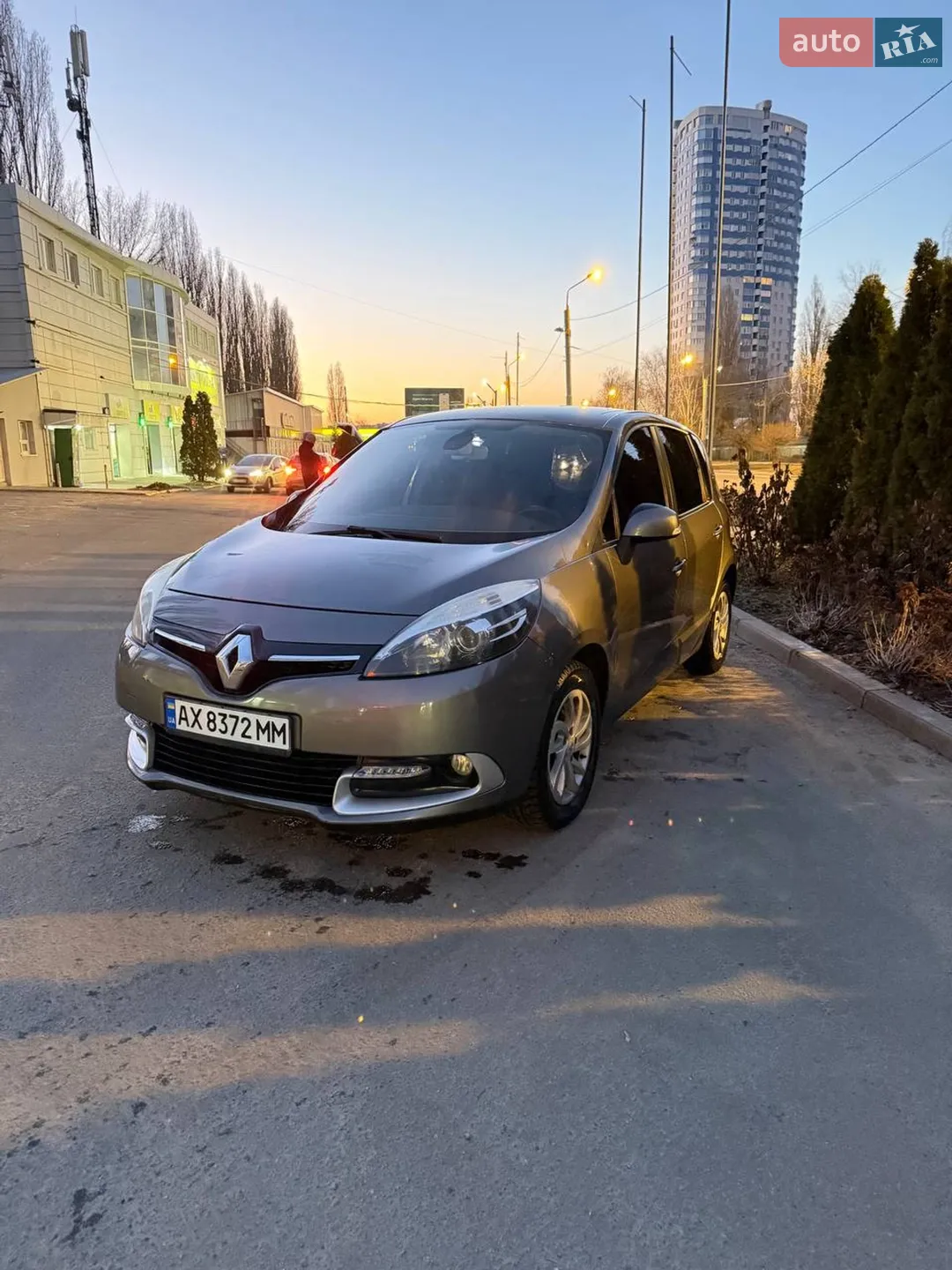 2012 Renault Scenic - фото 1
