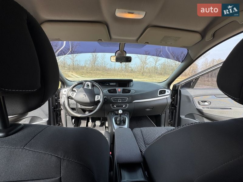 Минивэн Renault Scenic 2011 в Киеве фото 64 Минивэн Renault Scenic 2011 в Киеве