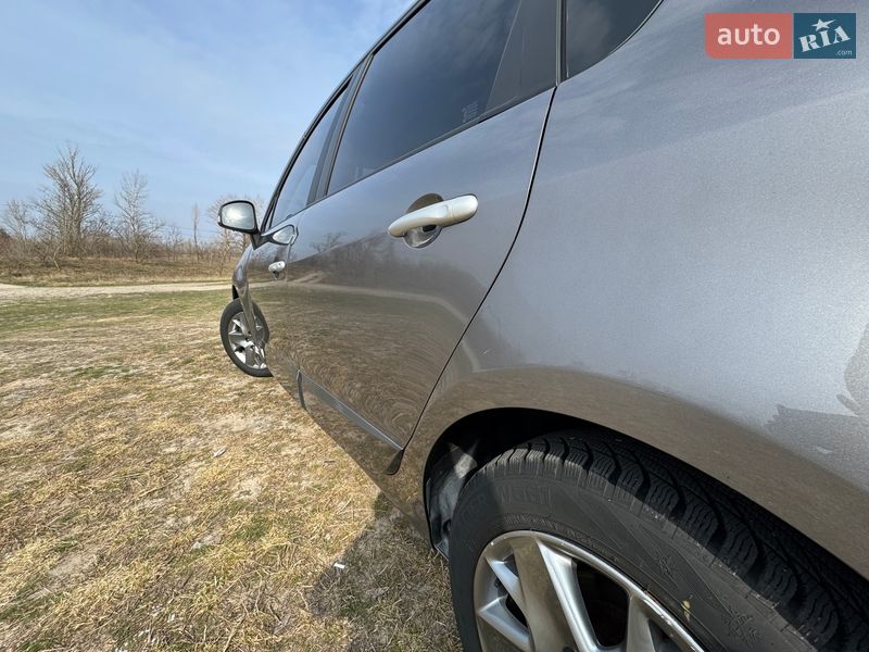 Минивэн Renault Scenic 2011 в Киеве фото 25 Минивэн Renault Scenic 2011 в Киеве