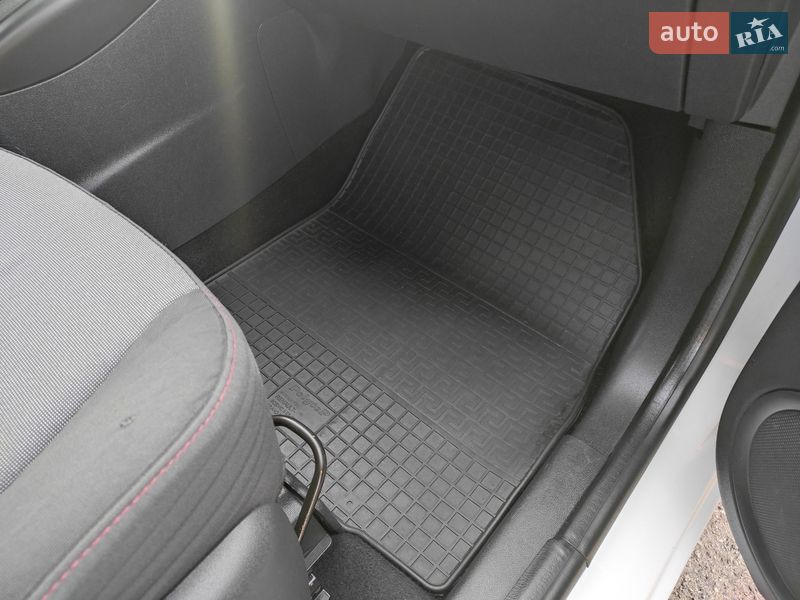 Минивэн Renault Scenic 2012 в Хмельницком фото 45 Минивэн Renault Scenic 2012 в Хмельницком