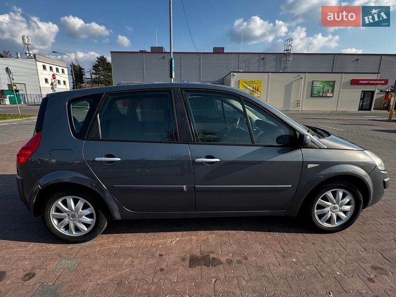 Мінівен Renault Scenic 2007 в Києві