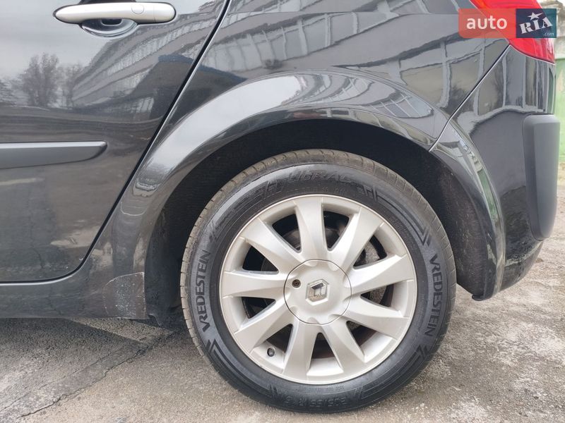 Минивэн Renault Scenic 2007 в Чернигове